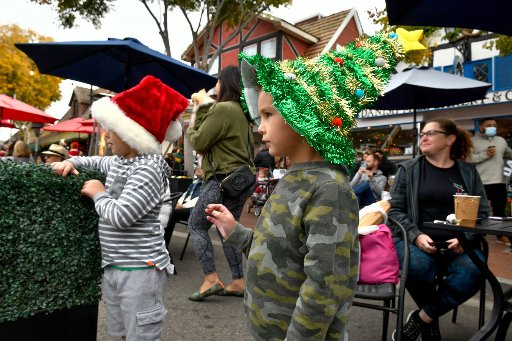 120421 Solvang parade 30.JPG